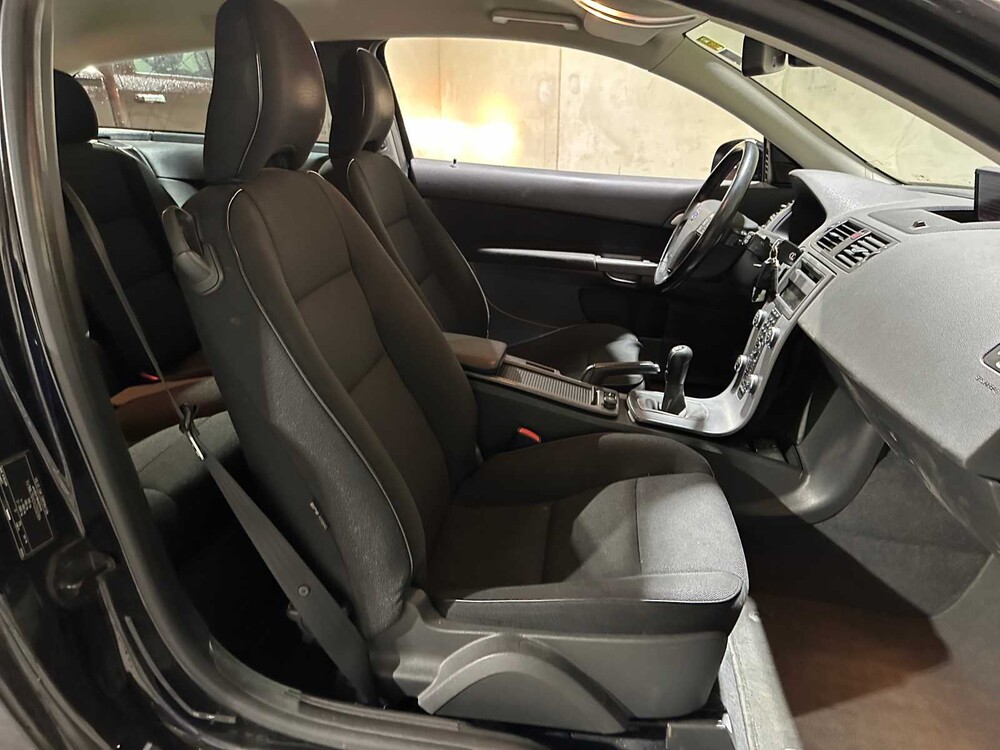 Volvo C30 1.6D S/S Kinetic 109pk 2010, 33-LFS-5