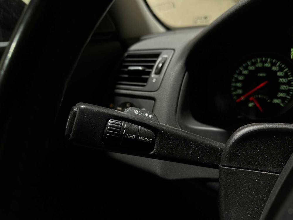 Volvo C30 1.6D S/S Kinetic 109pk 2010, 33-LFS-5