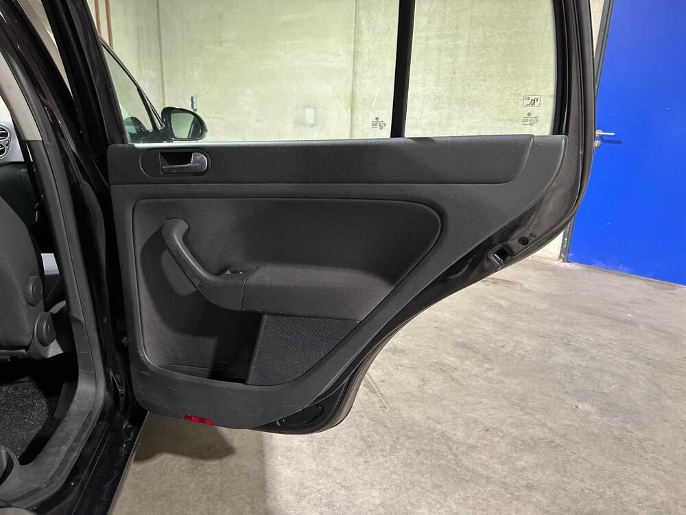 Volkswagen Golf Plus 1.6 FSI Sportline 116pk 2005, 60-RR-FH