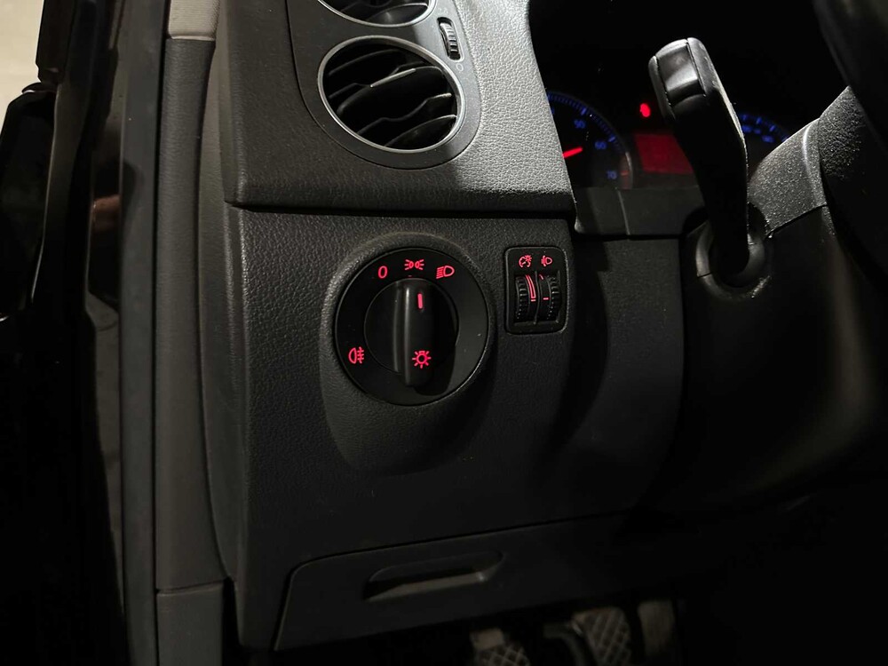 Volkswagen Golf Plus 1.6 FSI Sportline 116pk 2005, 60-RR-FH