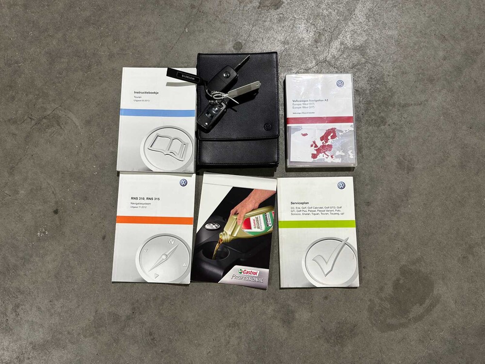 Volkswagen Touran 1.4 TSI Comfortline 7-Pers 140pk 2013, 8-TGK-22