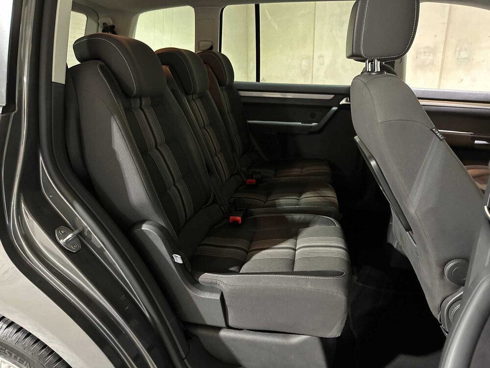Volkswagen Touran 1.4 TSI Comfortline 7-Pers 140pk 2013, 8-TGK-22