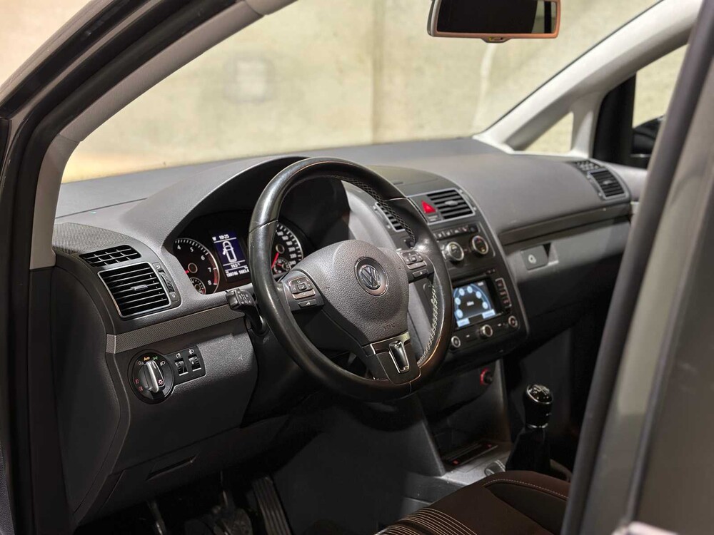 Volkswagen Touran 1.4 TSI Comfortline 7-Pers 140pk 2013, 8-TGK-22