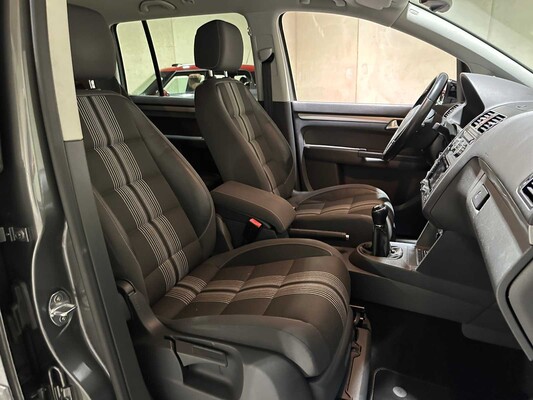 Volkswagen Touran 1.4 TSI Comfortline 7-pers 140PS 2013, 8-TGK-22