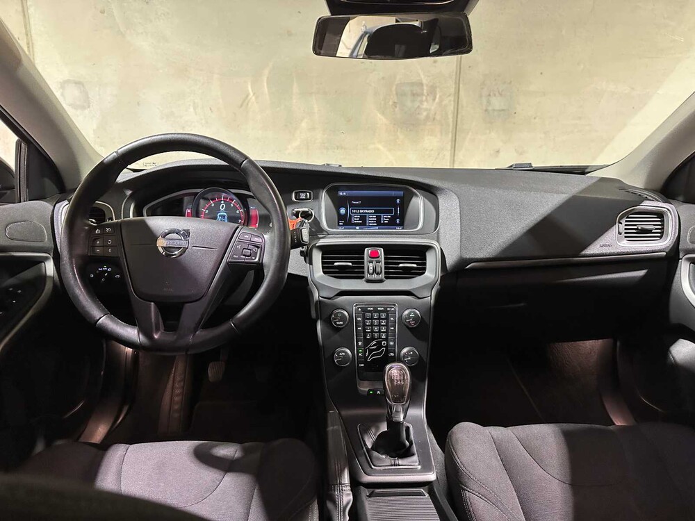 Volvo V40 1.6 T3 Kinetic 150pk 2012, 53-XVV-5