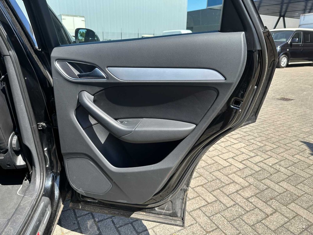 Audi Q3 1.4 TFSI CoD Sport Advance Sport 150pk 2018, RT-596-V