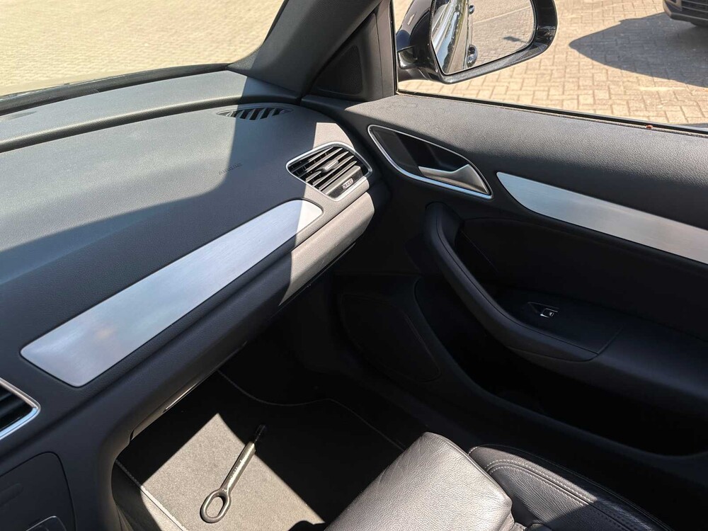 Audi Q3 1.4 TFSI CoD Sport Advance Sport 150pk 2018, RT-596-V