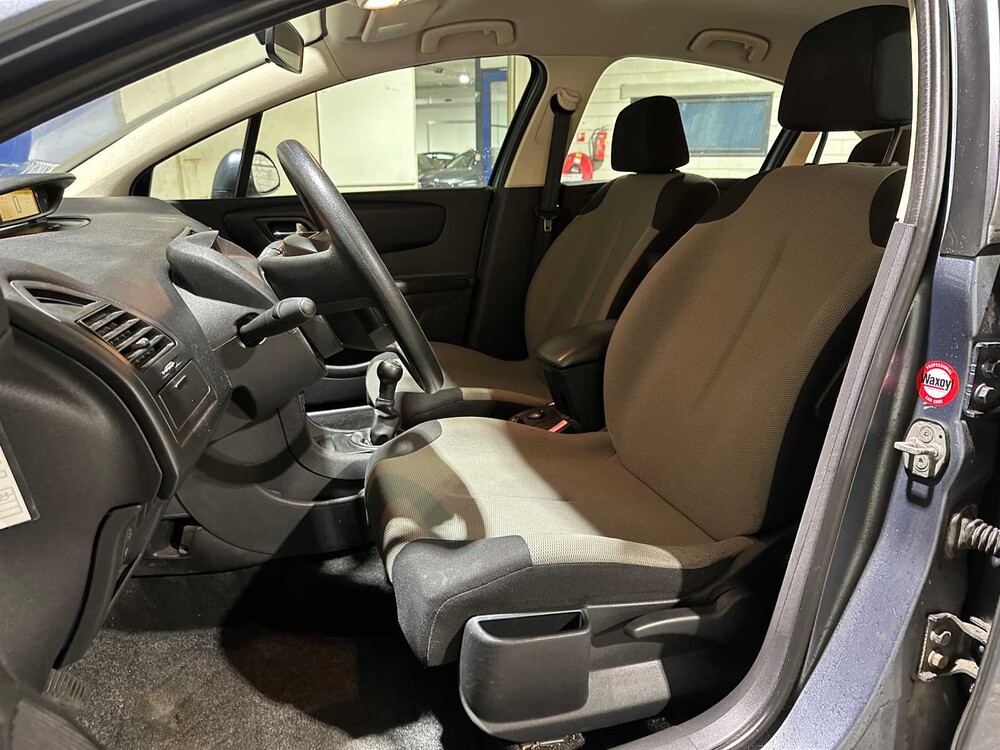 Citroen C4 1.6-16V Ligne Business 109pk 2007, 79-XR-PR