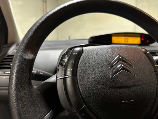 Citroen C4 1.6-16V Ligne Business 109hp 2007, 79-XR-PR