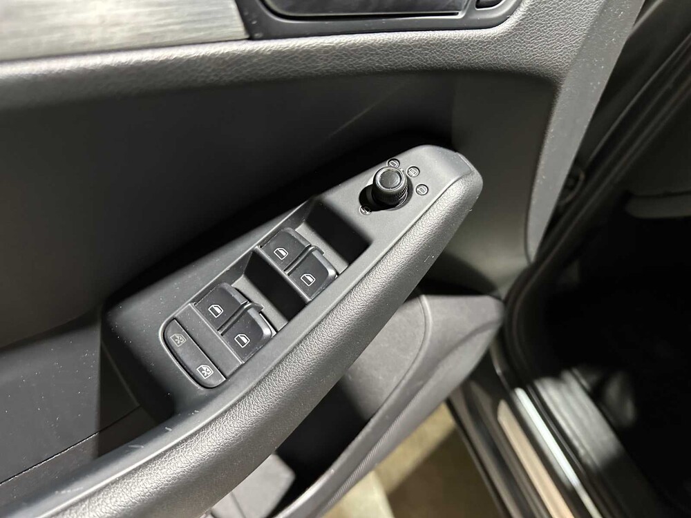 Audi Q5 2.0 TFSI Quattro S-Line Pro Line S 211pk 2009, 7-KHL-48