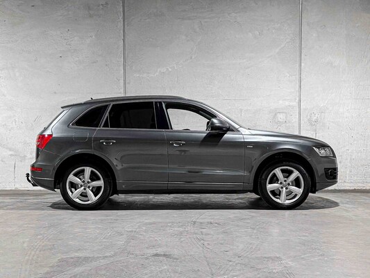 Audi Q5 2.0 TFSI Quattro S-Line Pro Line S 211hp 2009, 7-KHL-48