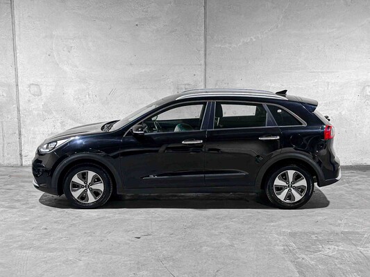 Kia Niro 1.6 GDi Hybrid DynamicLine 105hp 2017, PV-933-T