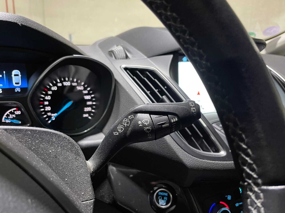 Ford C-Max 1.5 Titanium (automaat) 150pk 2018, XL-104-V