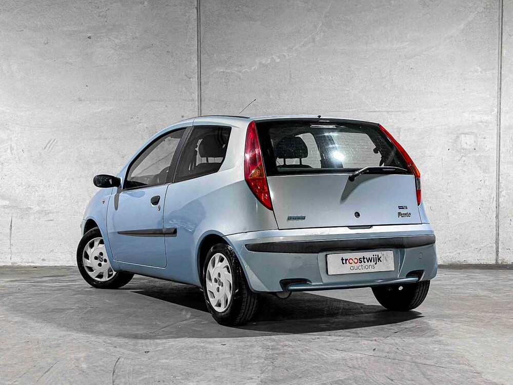 Fiat Punto 1.2 GO! 60pk 2002, 26-JP-LG