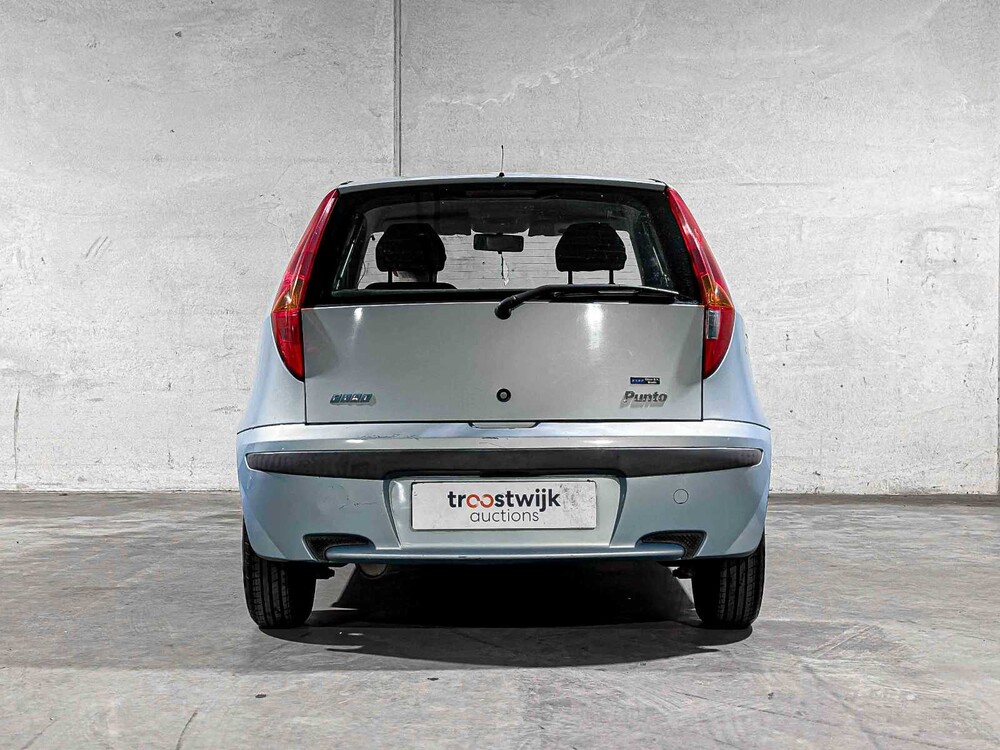 Fiat Punto 1.2 GO! 60pk 2002, 26-JP-LG