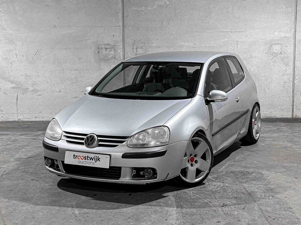 Volkswagen Golf 1.6 FSI Comfortline 116hp 2005, 01-PZ-RK 