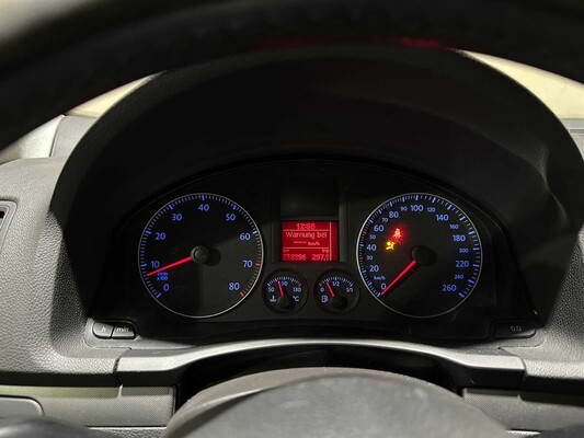 Volkswagen Golf 1.6 FSI Comfortline 116hp 2005, 01-PZ-RK 