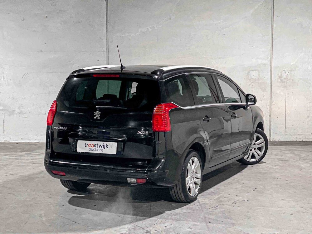Peugeot 5008 1.6 THP GT 7p. 156pk 2011, 72-NXP-2