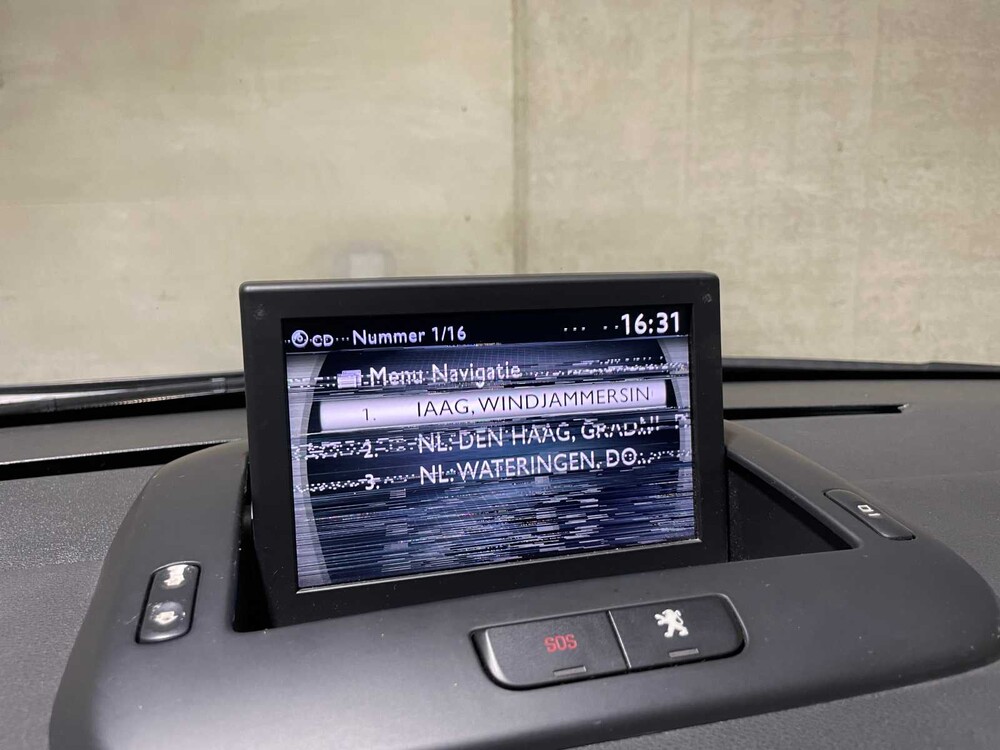 Peugeot 5008 1.6 THP GT 7p. 156pk 2011, 72-NXP-2