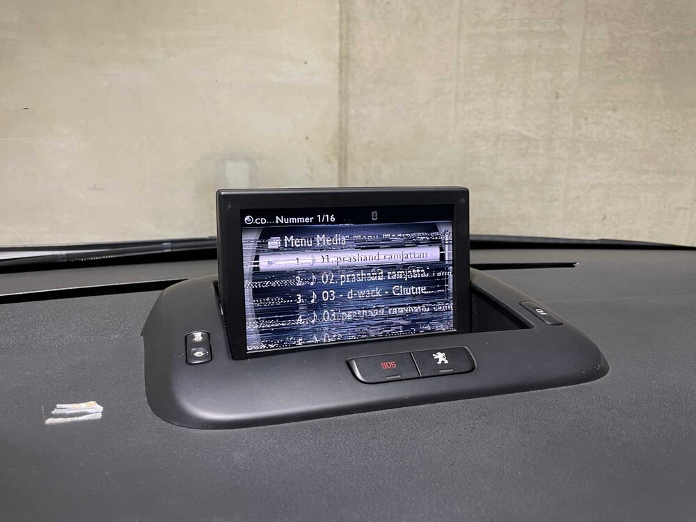 Peugeot 5008 1.6 THP GT 7p. 156pk 2011, 72-NXP-2