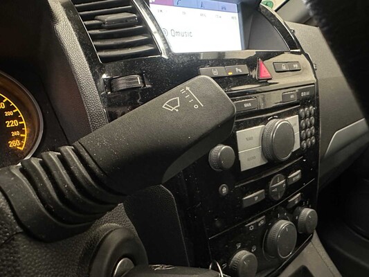 Opel Zafira 1.8 Edition 140PS 2011, 06-RGP-3