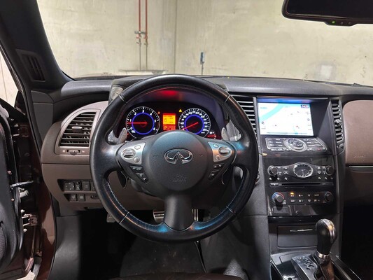 Infiniti FX 30d GT Premium 238hp 2012, 92-ZKP-3
