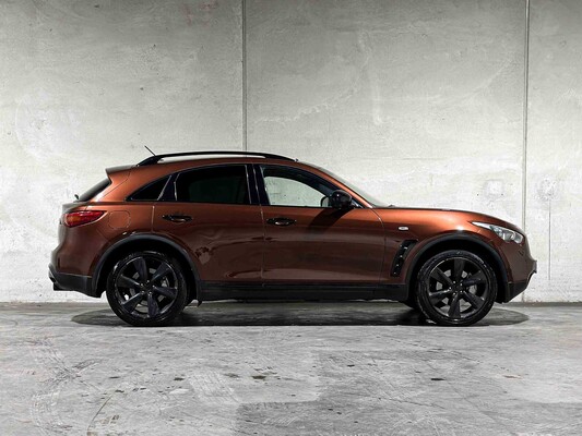 Infiniti FX 30d GT Premium 238hp 2012, 92-ZKP-3
