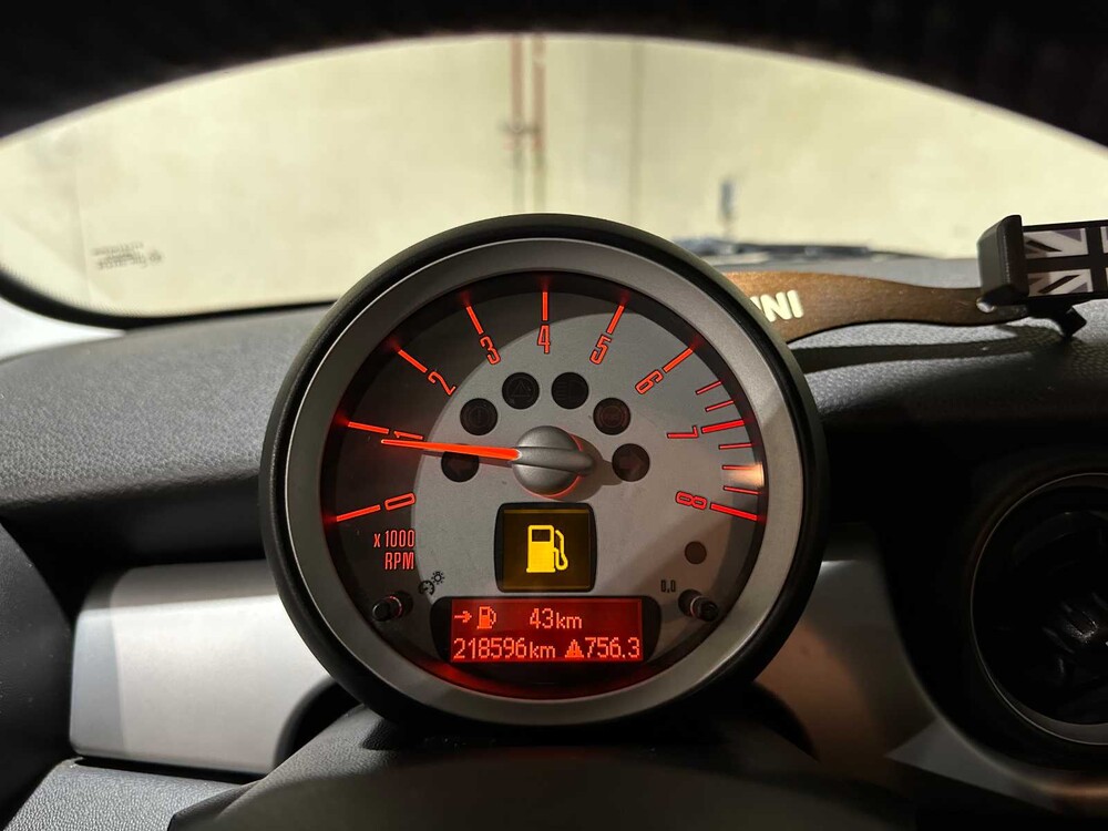 Mini Cooper Pepper 1.6 120pk 2007, 34-ZB-BB Youngtimer