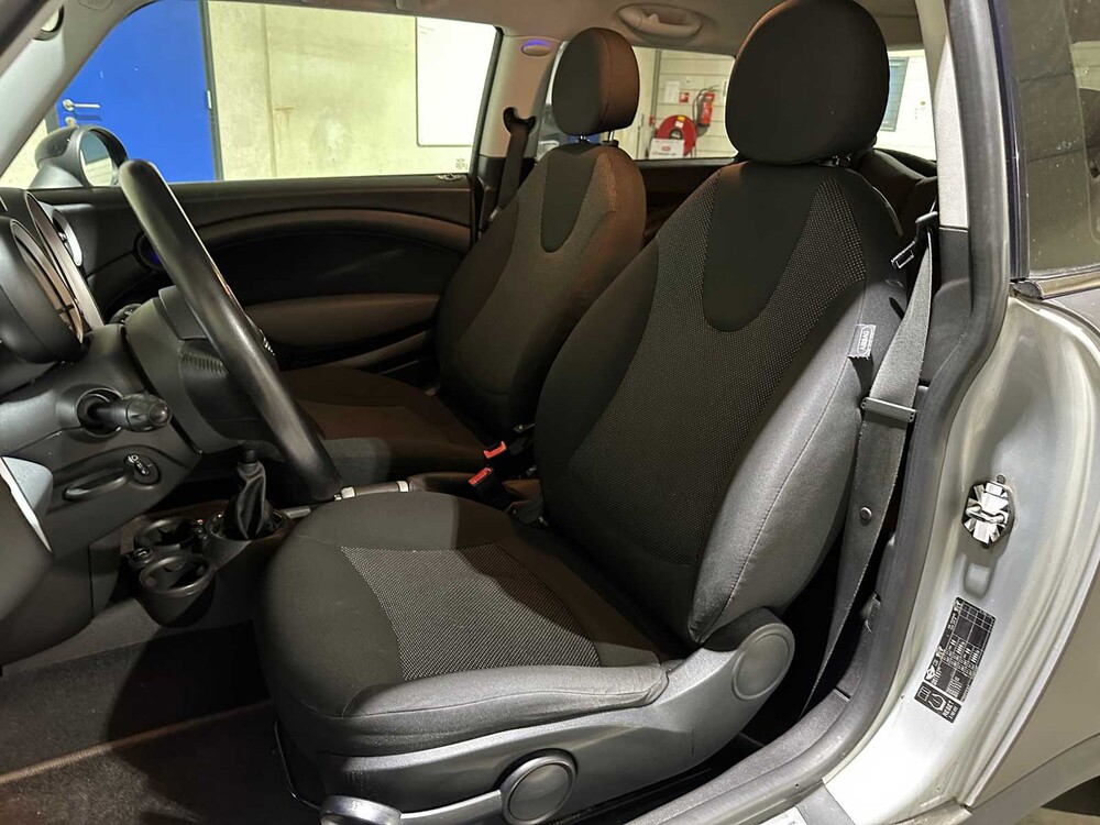 Mini Cooper Pepper 1.6 120pk 2007, 34-ZB-BB Youngtimer