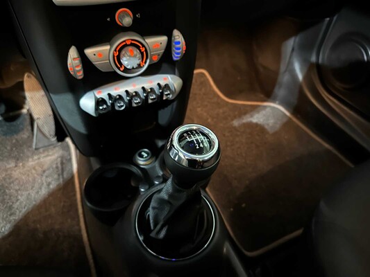 Mini Cooper Pepper 1.6 120hp 2007, 34-ZB-BB Youngtimer