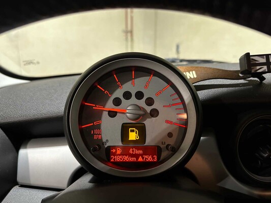 Mini Cooper Pepper 1.6 120hp 2007, 34-ZB-BB Youngtimer