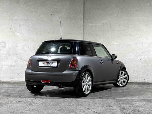 Mini Cooper Pepper 1.6 120hp 2007, 34-ZB-BB Youngtimer
