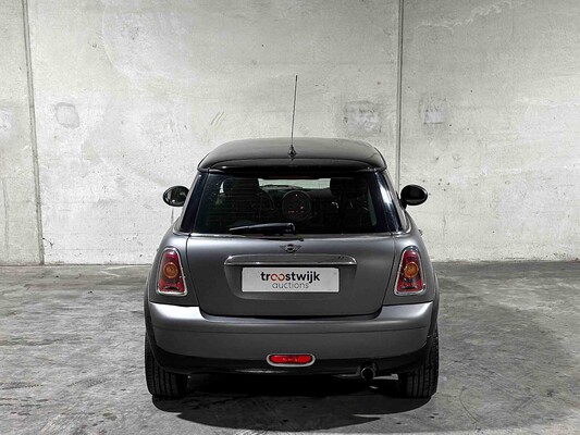 Mini Cooper Pepper 1.6 120hp 2007, 34-ZB-BB Youngtimer