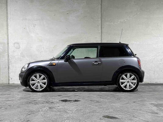 Mini Cooper Pepper 1.6 120hp 2007, 34-ZB-BB Youngtimer