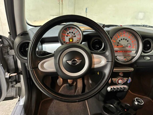 Mini Cooper Pepper 1.6 120hp 2007, 34-ZB-BB Youngtimer
