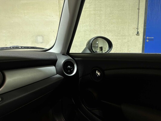 Mini Cooper Pepper 1.6 120hp 2007, 34-ZB-BB Youngtimer