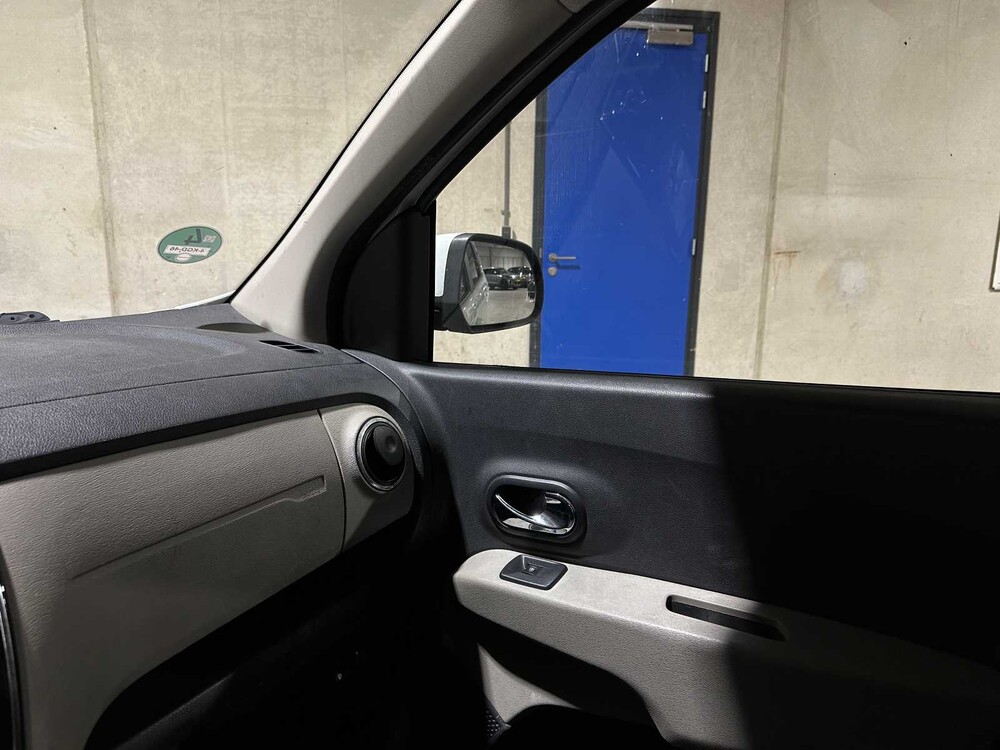 Dacia Lodgy 1.2 TCe Prestige 7-Persoons 116pk 2013, 4-KGD-46