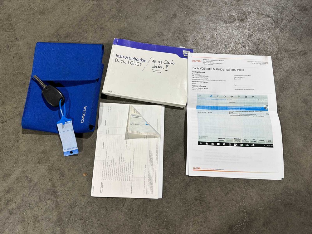 Dacia Lodgy 1.2 TCe Prestige 7-Persoons 116pk 2013, 4-KGD-46