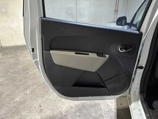 Dacia Lodgy 1.2 TCe Prestige 7-Seater 116hp 2013, 4-KGD-46