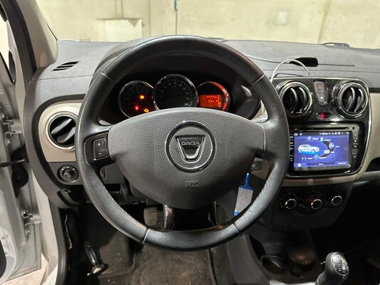 Dacia Lodgy 1.2 TCe Prestige 7-Seater 116hp 2013, 4-KGD-46