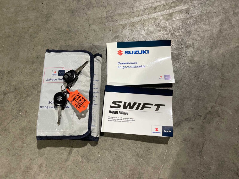 Suzuki Swift 1.2 Summer EASSS 94pk 2012, 29-XNN-5