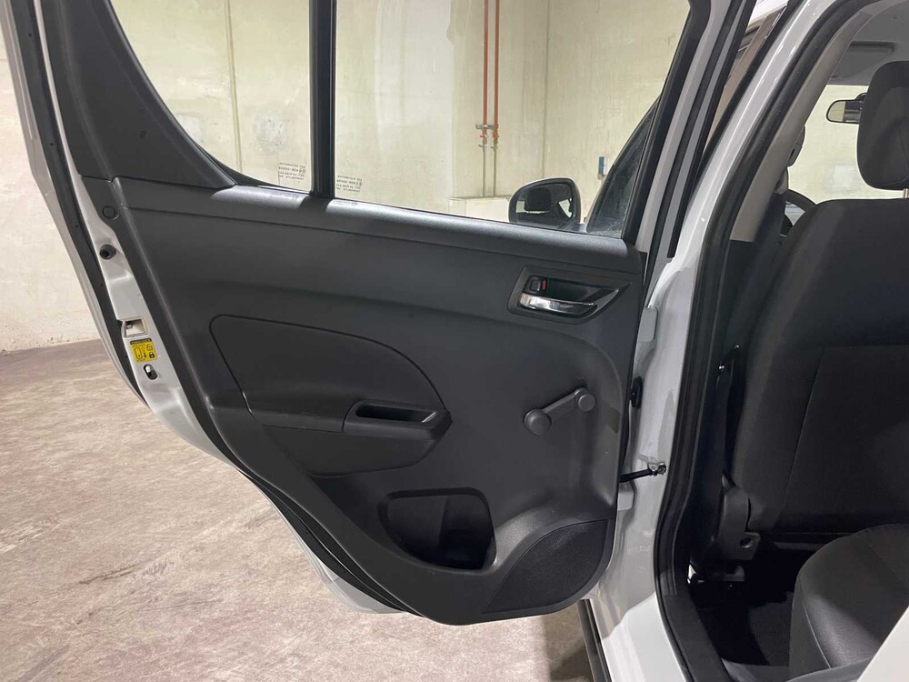 Suzuki Swift 1.2 Summer EASSS 94pk 2012, 29-XNN-5