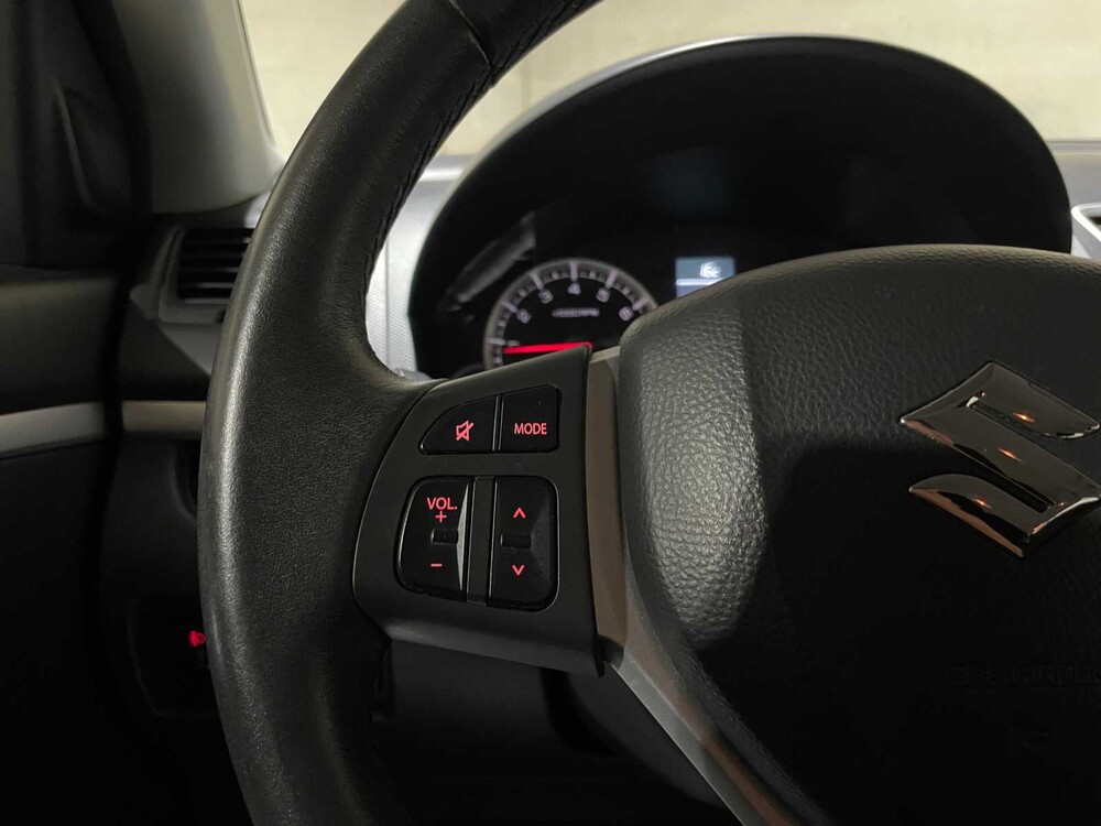 Suzuki Swift 1.2 Summer EASSS 94pk 2012, 29-XNN-5