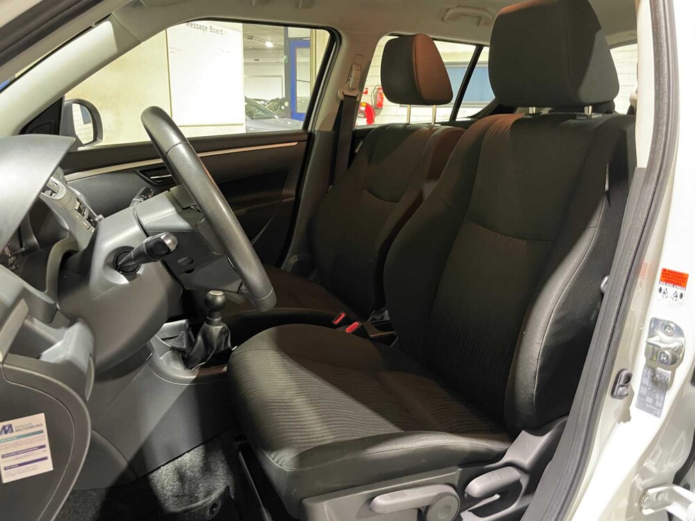 Suzuki Swift 1.2 Summer EASSS 94pk 2012, 29-XNN-5