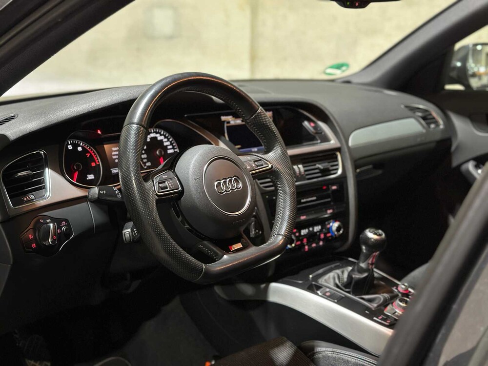 Audi A4 Avant 1.8 TFSI S Edition 120pk 2013, 26-ZRP-1