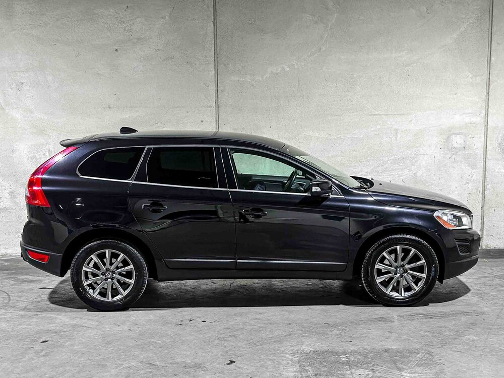 Volvo XC60 2.0 D4 5-Cilinder Momentum 163pk 2012, KT-999-X
