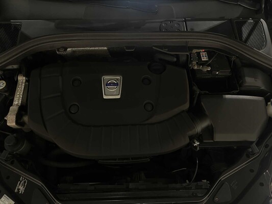 Volvo XC60 2.0 D4 5-cylinder Momentum 163hp 2012, KT-999-X