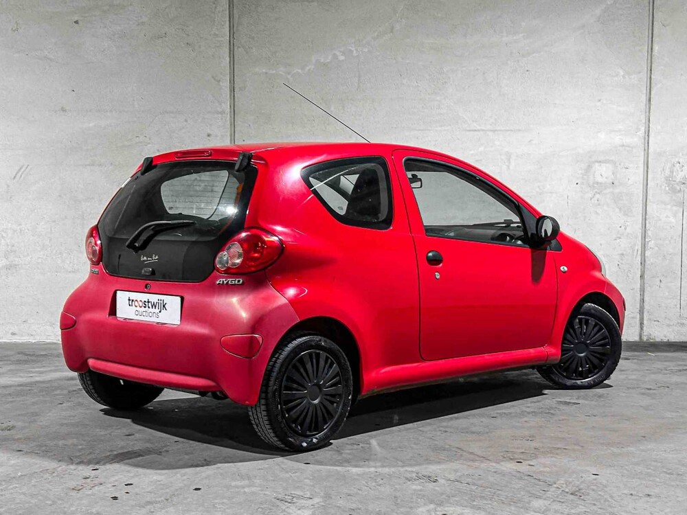 Toyota Aygo 1.0-12V 68pk 2006, 69-SV-DF