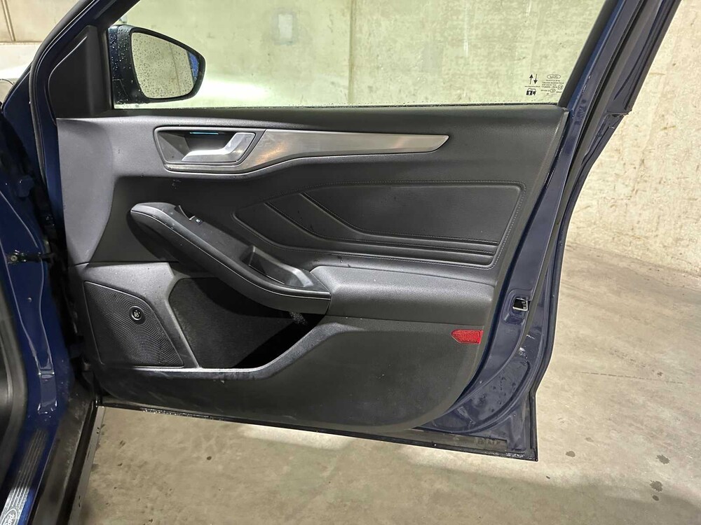 Ford Focus Wagon 1.5 EcoBlue Titanium Business 120pk 2020, H-187-NH