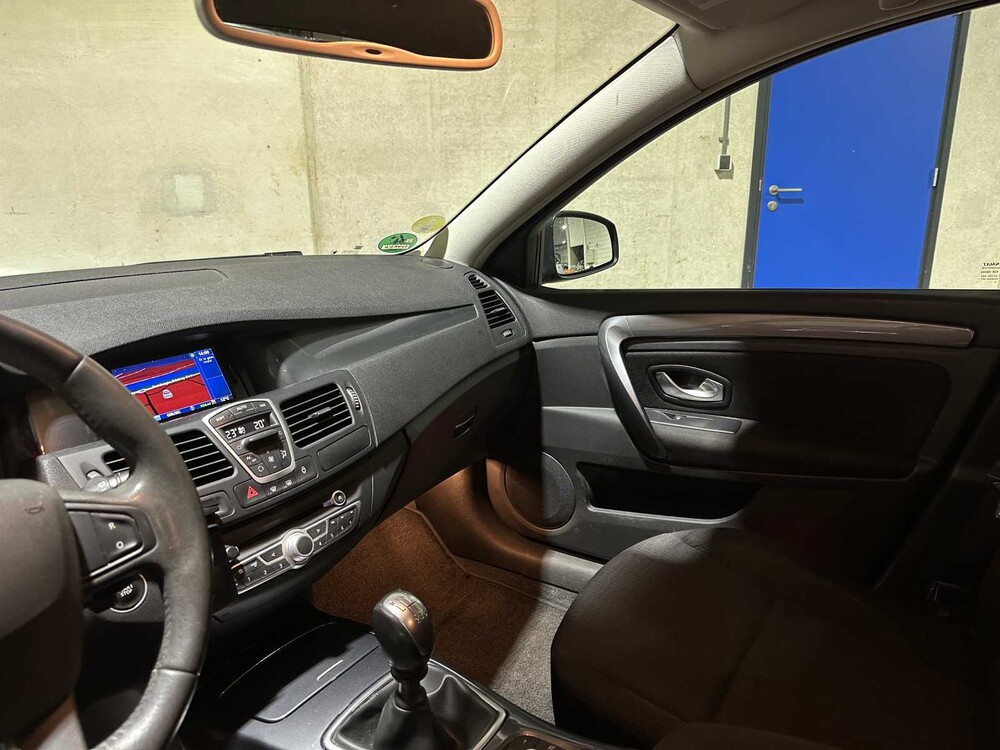 Renault Laguna Estate 2.0 Dynamique 140pk 2010, 36-NKG-6